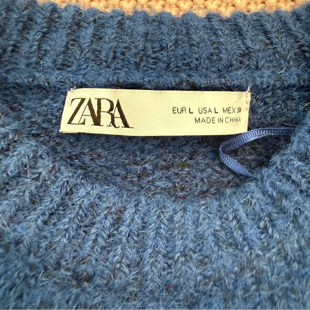 Zara Boxy Short Sleeve Crewneck Sweater in Cobalt Blue
Large - Picture 7 of 11